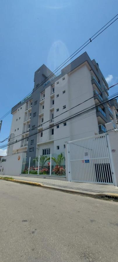 Apartamento Ubatuba